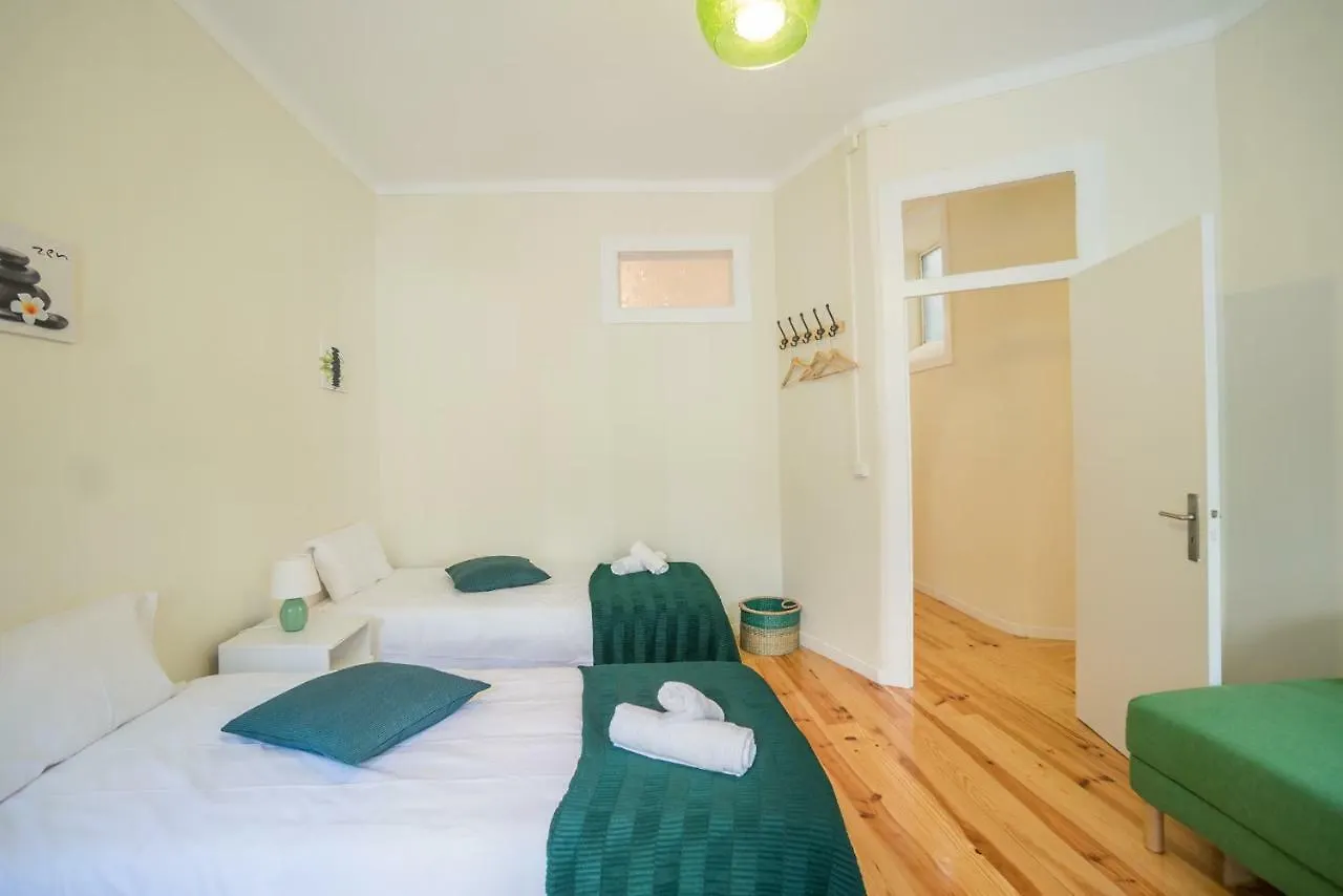 Mouraria 2 Bedroom Apartment Lisboa
